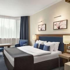Отель Ramada By Wyndham Yekaterinburg Hotel & Spa, Екатеринбург, Свердловская область