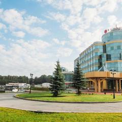 Отель Ramada By Wyndham Yekaterinburg Hotel & Spa, Екатеринбург, Свердловская область