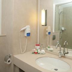 Отель Ramada By Wyndham Yekaterinburg Hotel & Spa, Екатеринбург, Свердловская область