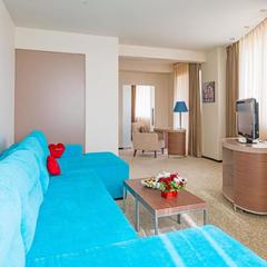 Отель Ramada By Wyndham Yekaterinburg Hotel & Spa, Екатеринбург, Свердловская область