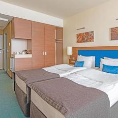 Отель Ramada By Wyndham Yekaterinburg Hotel & Spa, Екатеринбург, Свердловская область