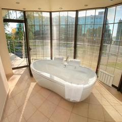 Отель Ramada By Wyndham Yekaterinburg Hotel & Spa, Екатеринбург, Свердловская область