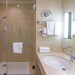 Отель Ramada By Wyndham Yekaterinburg Hotel & Spa, Екатеринбург, Свердловская область