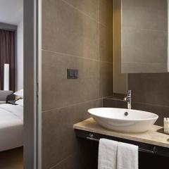 Отель Four Elements Ekaterinburg, Екатеринбург, Свердловская область