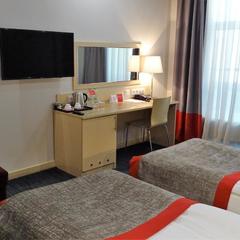 Отель Ramada Hotel & Suites by Wyndham Alabuga, Елабуга, Татарстан