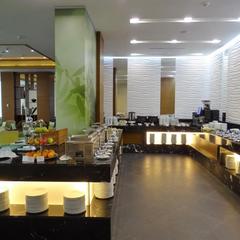 Отель Ramada Hotel & Suites by Wyndham Alabuga, Елабуга, Татарстан