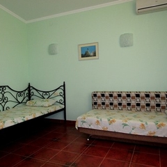 Усадьба Радуга, Заозерное, Крым