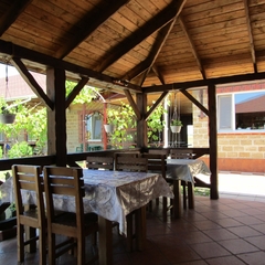 Усадьба Радуга, Заозерное, Крым