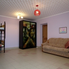 Усадьба Радуга, Заозерное, Крым