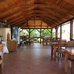 Усадьба Радуга, Заозерное, Крым