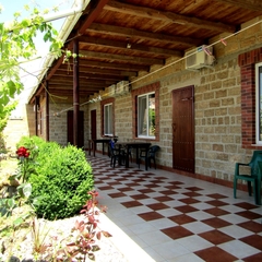 Усадьба Радуга, Заозерное, Крым