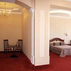 Гостинично-ресторанный комплекс Ресторанно-гостиничный комплекс Русь, Калуга, Калужская область