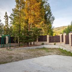 Загородный клуб Берлога, Кировград, Свердловская область