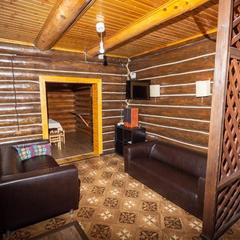 Загородный клуб Берлога, Кировград, Свердловская область