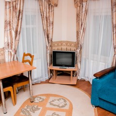 Загородная база отдыха Губернский двор, Кострома, Костромская область