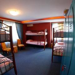 Хостел Minions, Красная Поляна, Краснодарский край