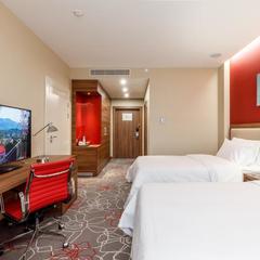 Отель Four Points by Sheraton Krasnodar, Краснодар, Краснодарский край