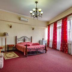 Отель Маленький Париж, Краснодар, Краснодарский край