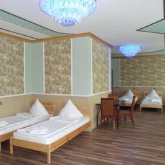 Гостинично-ресторанный комплекс Арм-Престиж, Куровское, Московская область