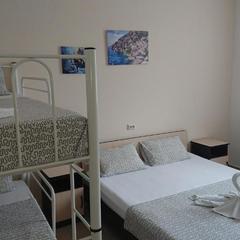 Клуб отдыха Замок, Кучугуры, Краснодарский край