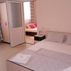 Клуб отдыха Замок, Кучугуры, Краснодарский край