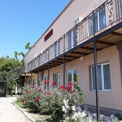 Гостевой дом Центральный, Кучугуры, Краснодарский край