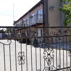 Гостевой дом Центральный, Кучугуры, Краснодарский край