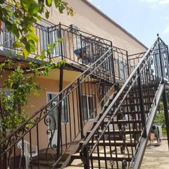 Гостевой дом Центральный, Кучугуры, Краснодарский край