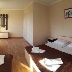 Гостевой дом Центральный, Кучугуры, Краснодарский край