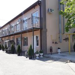 Гостевой дом Центральный, Кучугуры, Краснодарский край