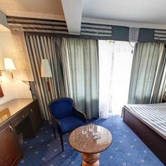 Отель Дельфин, Лазаревское, Краснодарский край