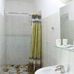 Гостиница Айсберг Хаус, Лобня, Московская область