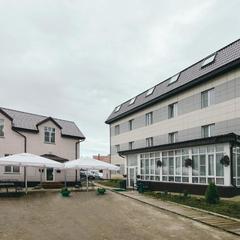 Гостиница Айсберг Хаус, Лобня, Московская область