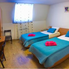 Гостиница Айсберг Хаус, Лобня, Московская область