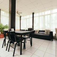 Гостиница Айсберг Хаус, Лобня, Московская область