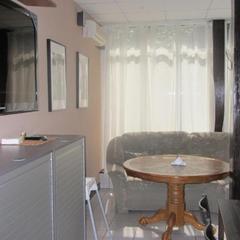 Гостиница Айсберг Хаус, Лобня, Московская область