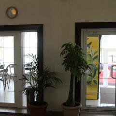 Гостиница Айсберг Хаус, Лобня, Московская область