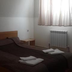 Гостиница Айсберг Хаус, Лобня, Московская область