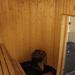 Гостиница Айсберг Хаус, Лобня, Московская область