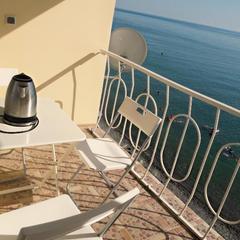 Гостевой дом Эллинг Солнечный, Лоо, Краснодарский край