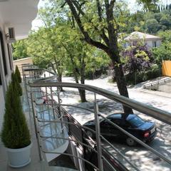 Гостевой дом Король Лев, Лоо, Краснодарский край