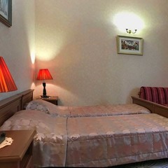 Гостиница Лилия, Луга, Ленинградская область