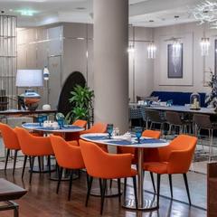 Отель Chekhoff Hotel Moscow Curio Collection By Hilton, Москва, Московская область