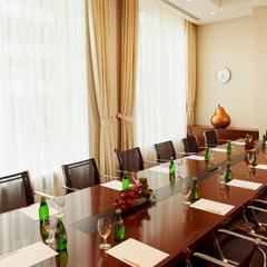 Отель Crowne Plaza Moscow Tretyakovskaya, Москва, Московская область