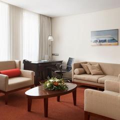 Отель Crowne Plaza Moscow Tretyakovskaya, Москва, Московская область