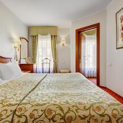 Отель Ассамблея Никитская, Москва, Московская область