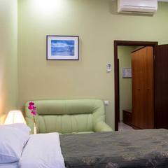 Отель Малетон, Москва, Московская область