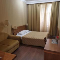 Отель Макс, Москва, Московская область