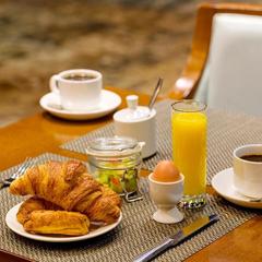 Гостиница Mamaison All-Suites Spa Hotel, Москва, Московская область