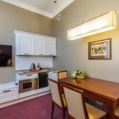 Гостиница Райкин Плаза, Москва, Московская область